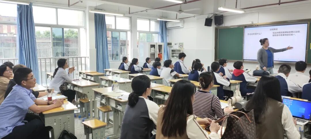 思政铸魂 AI赋能——我校信息专业教学部开展磨课研讨活动