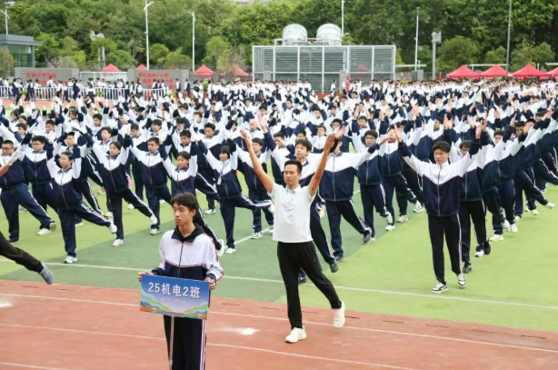 赛事有期,精神永续┃我校第43届运动会圆满闭幕
